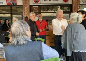 Ο Αλέξης Καλοκαιρινός κοντά στους πολίτες και μετά τις εκλογές-  Ο νέος Δήμαρχος Ηρακλείου υλοποιεί την προεκλογική δέσμευσή του