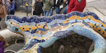 Η πολύχρωμη σαλαμάνδρα του Πάρκου Güell